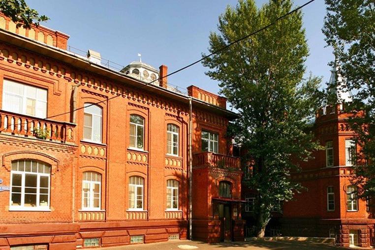 Академическая поликлиника на Воронцовом поле» (МКДЦ, ЛПО ФГБНЦ НЦН) — современная поликлиника с многолетней историей